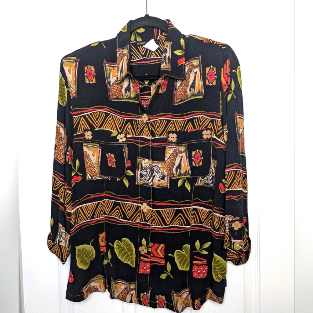 Vintage Button-Up Shirt With Giraffes And Zebras Wooden Buttons Size Large